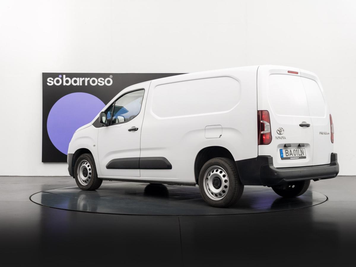 toyota-proace-2023-diesel-1499cc