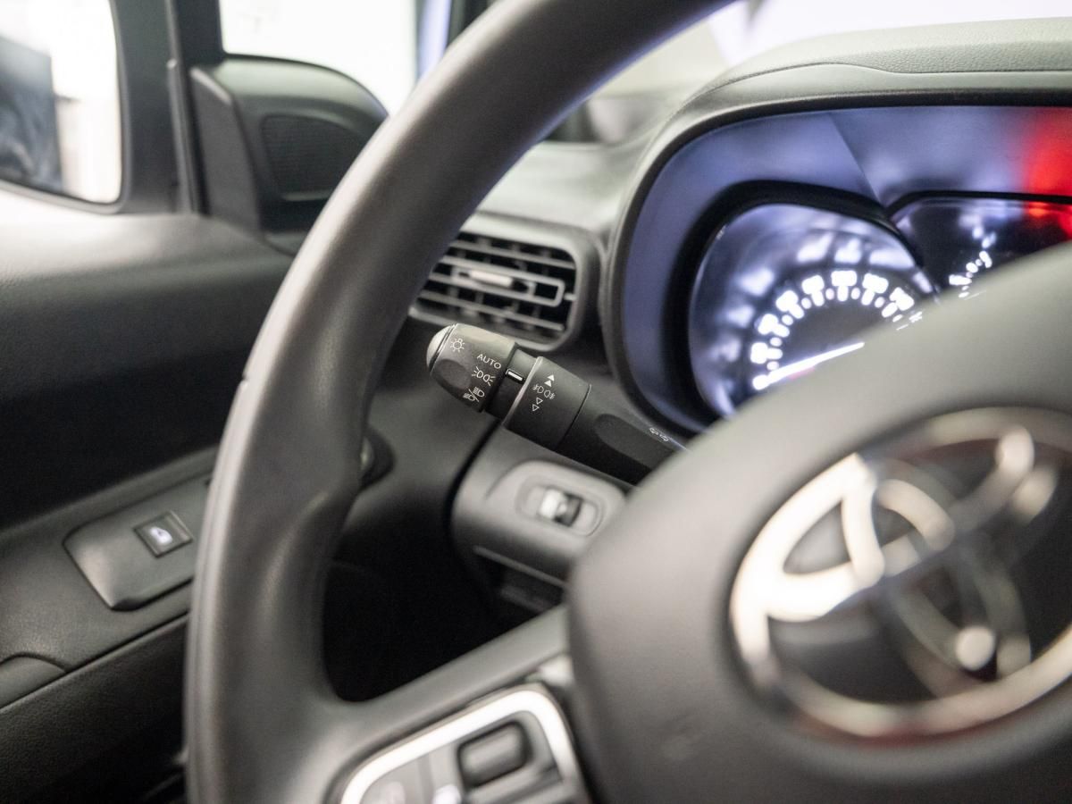 toyota-proace-2023-diesel-1499cc