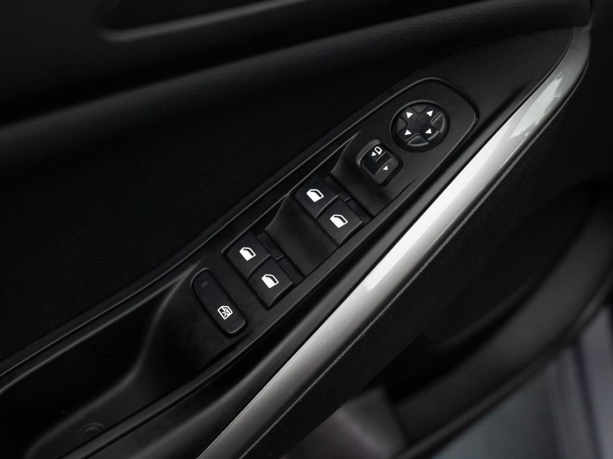 opel-grandland-2023-diesel-1499cc