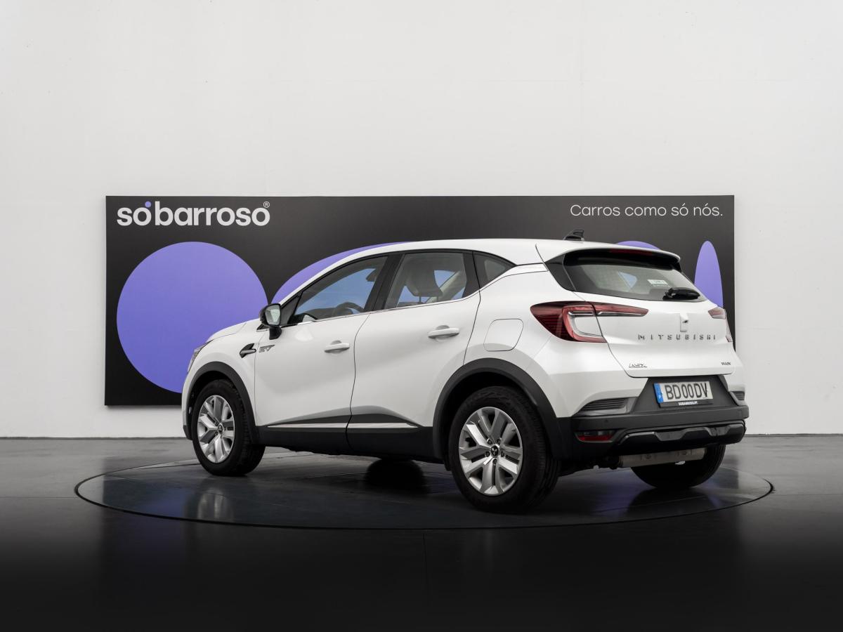 mitsubishi-asx-2023-hibrido-a-gasolina-1598cc