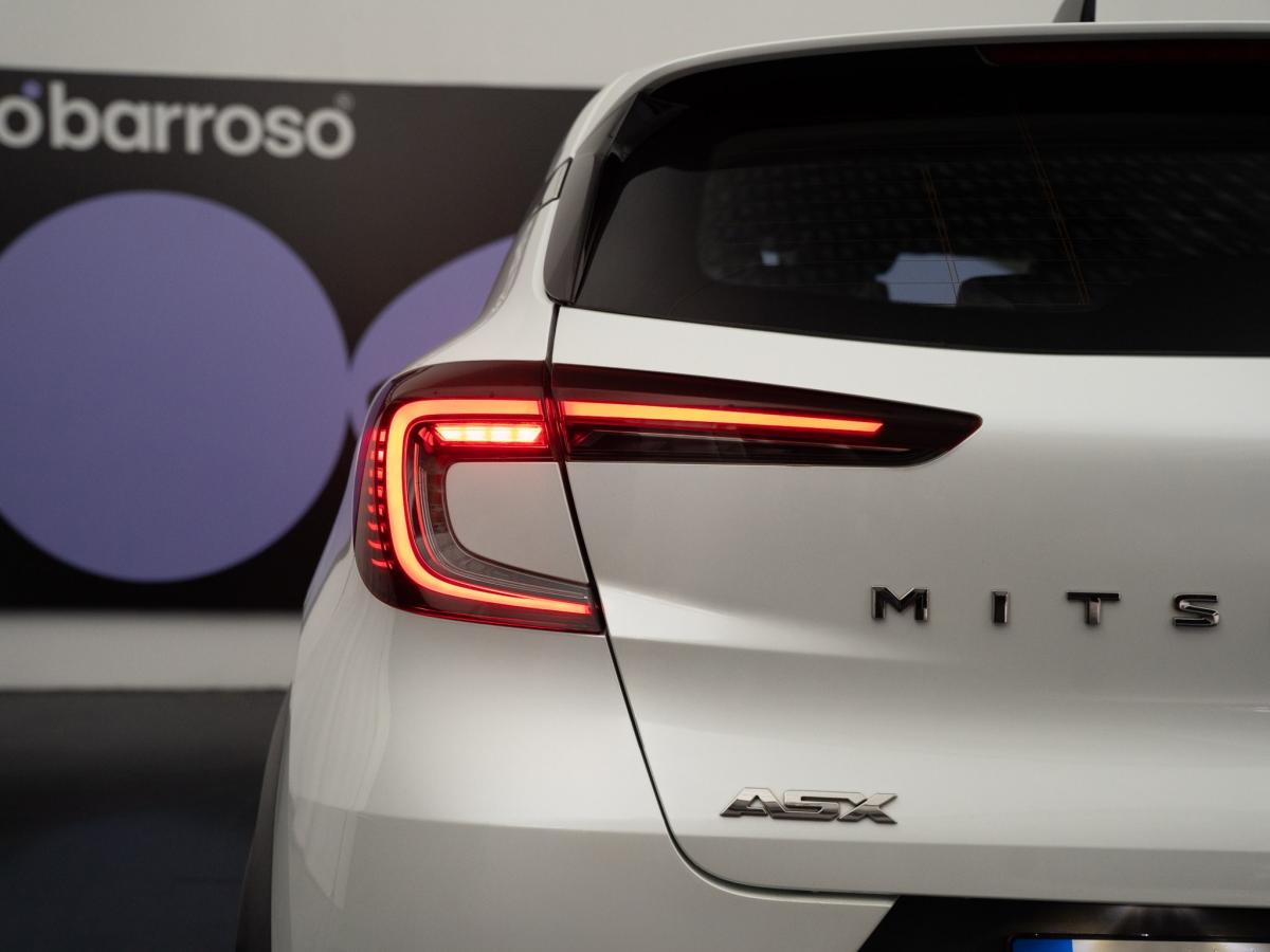 mitsubishi-asx-2023-hibrido-a-gasolina-1598cc