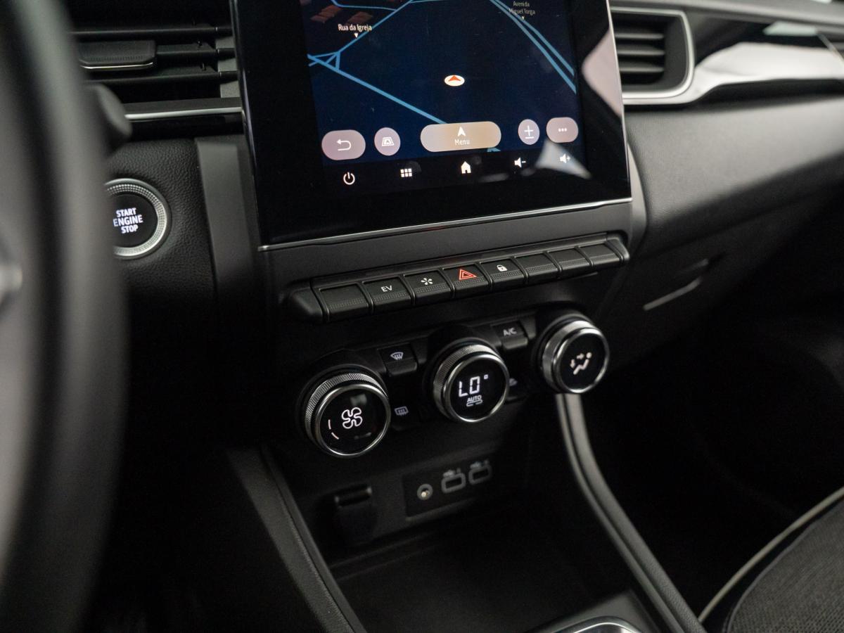 mitsubishi-asx-2023-hibrido-a-gasolina-1598cc
