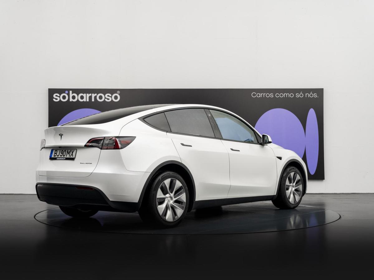 tesla-model-y-2024-eletrico-0cc