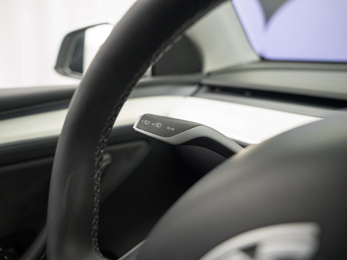 tesla-model-y-2024-eletrico-0cc