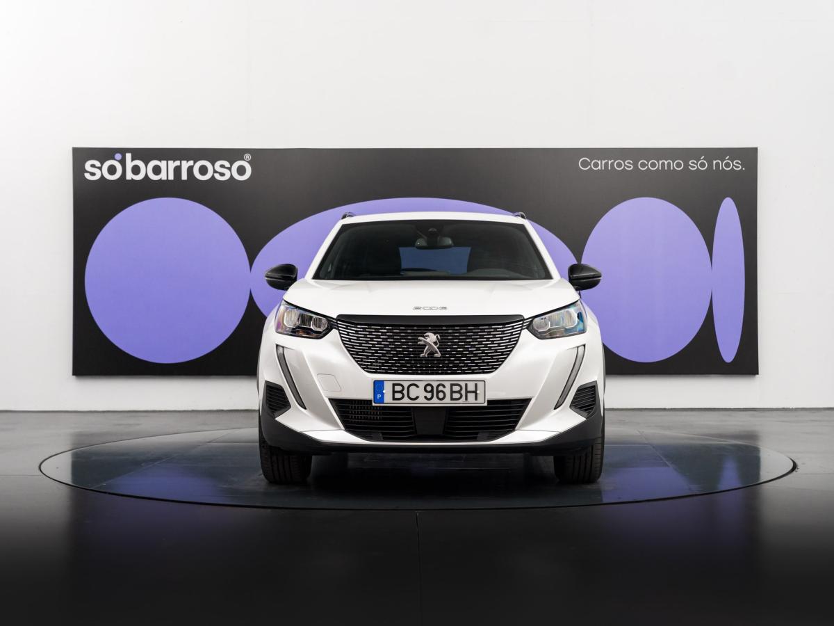 peugeot-2008-2023-diesel-1499cc