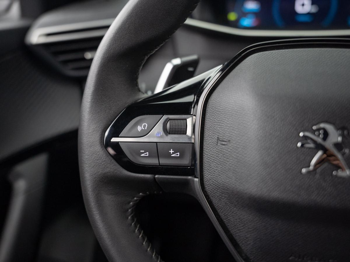 peugeot-2008-2023-diesel-1499cc