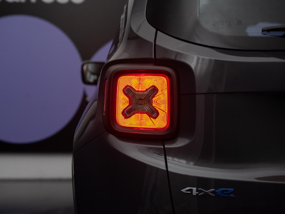 jeep-renegade-2022-hibrido-a-gasolina-1332cc