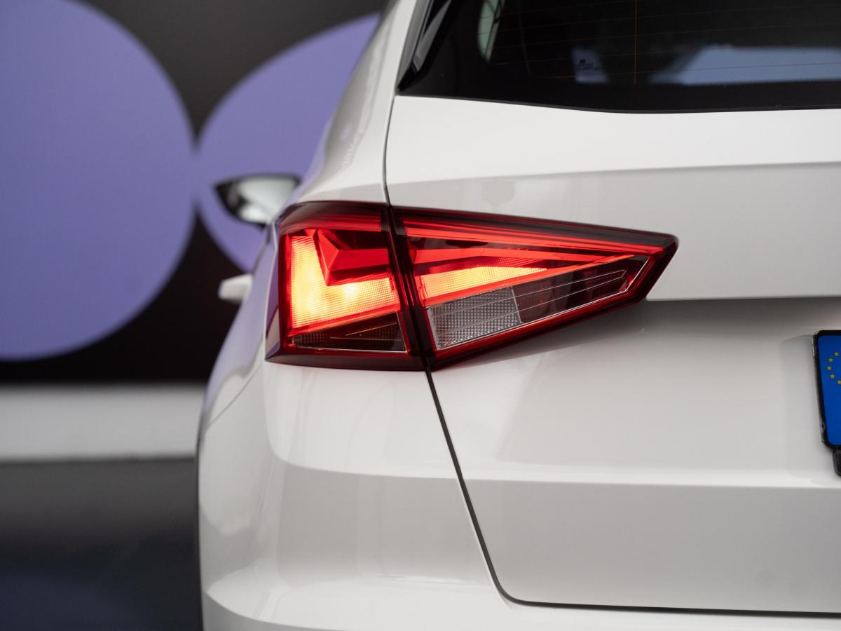 seat-arona-2022-gasolina-999cc