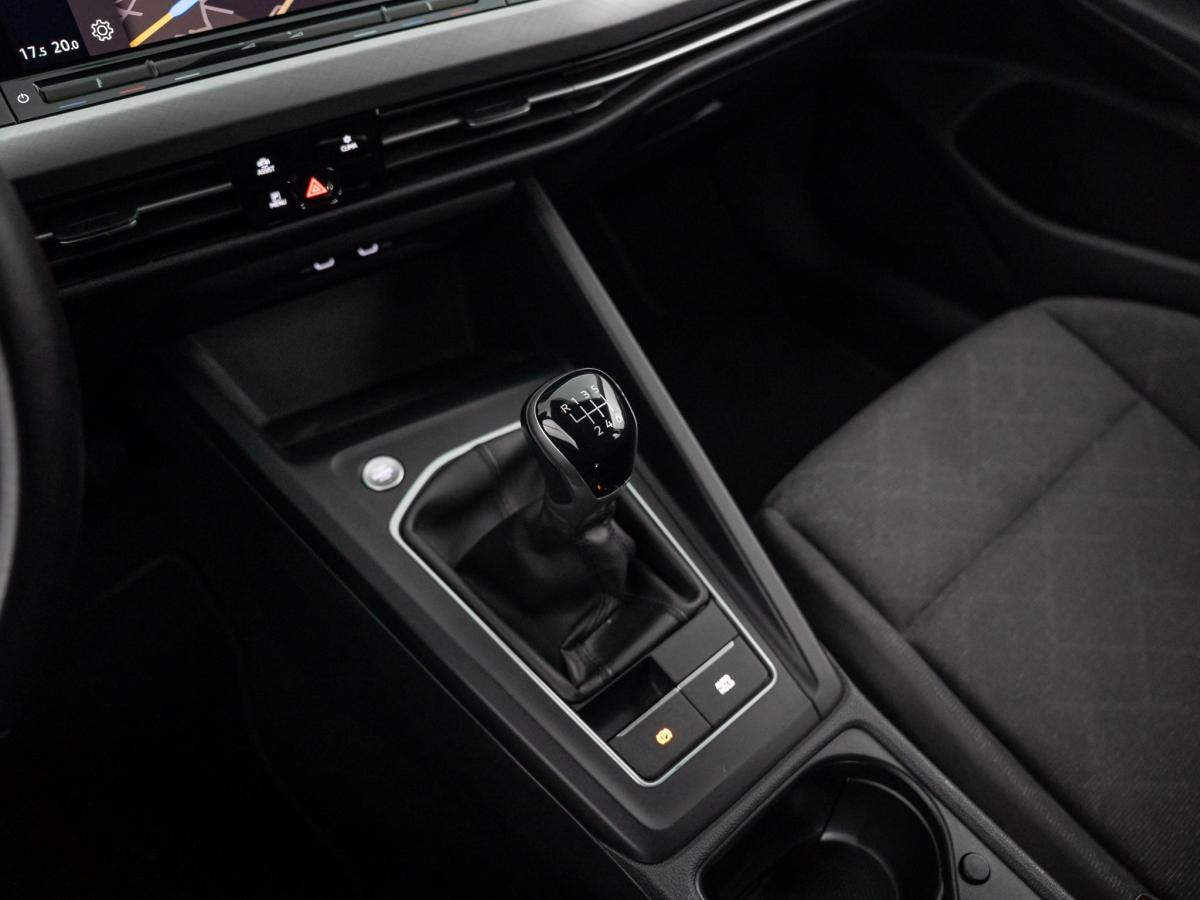 volkswagen-golf-variant-2021-diesel-1968cc