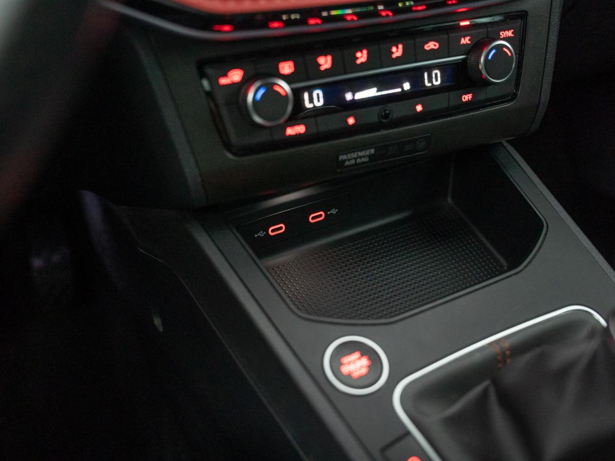 seat-ibiza-2022-gasolina-999cc