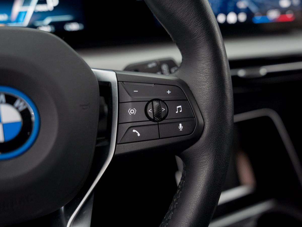 bmw-ix-2025-eletrico-500cc