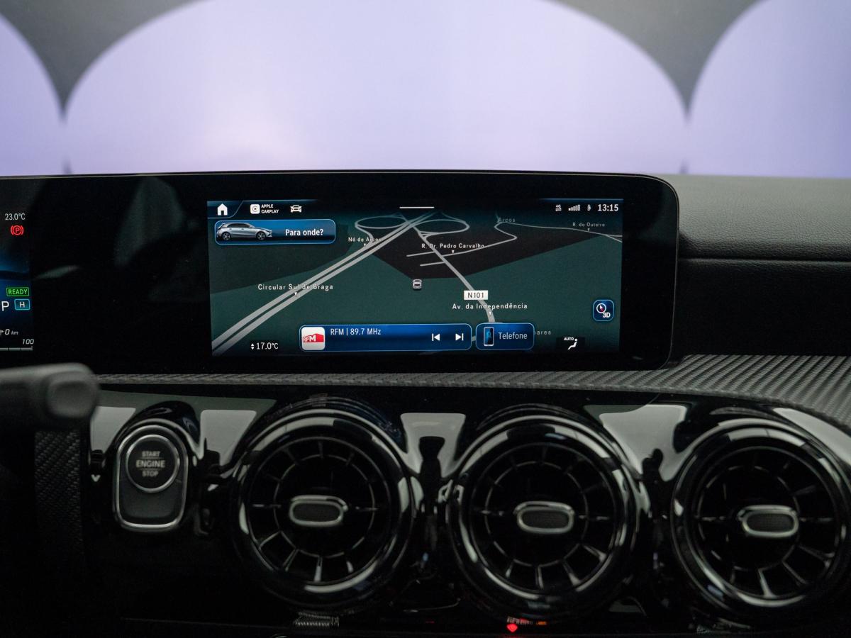 mercedes-benz-classe-a-2023-hibrido-a-gasolina-1332cc