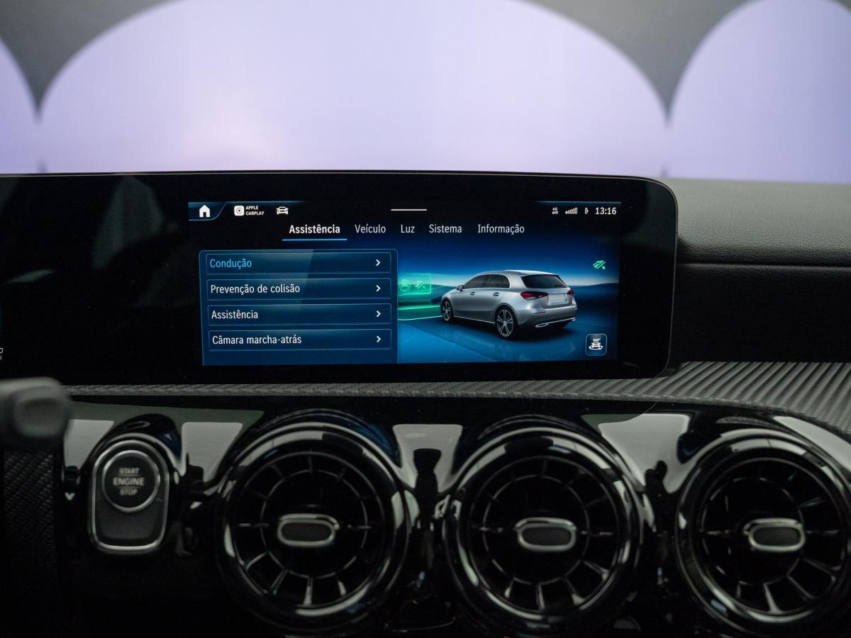 mercedes-benz-classe-a-2023-hibrido-a-gasolina-1332cc