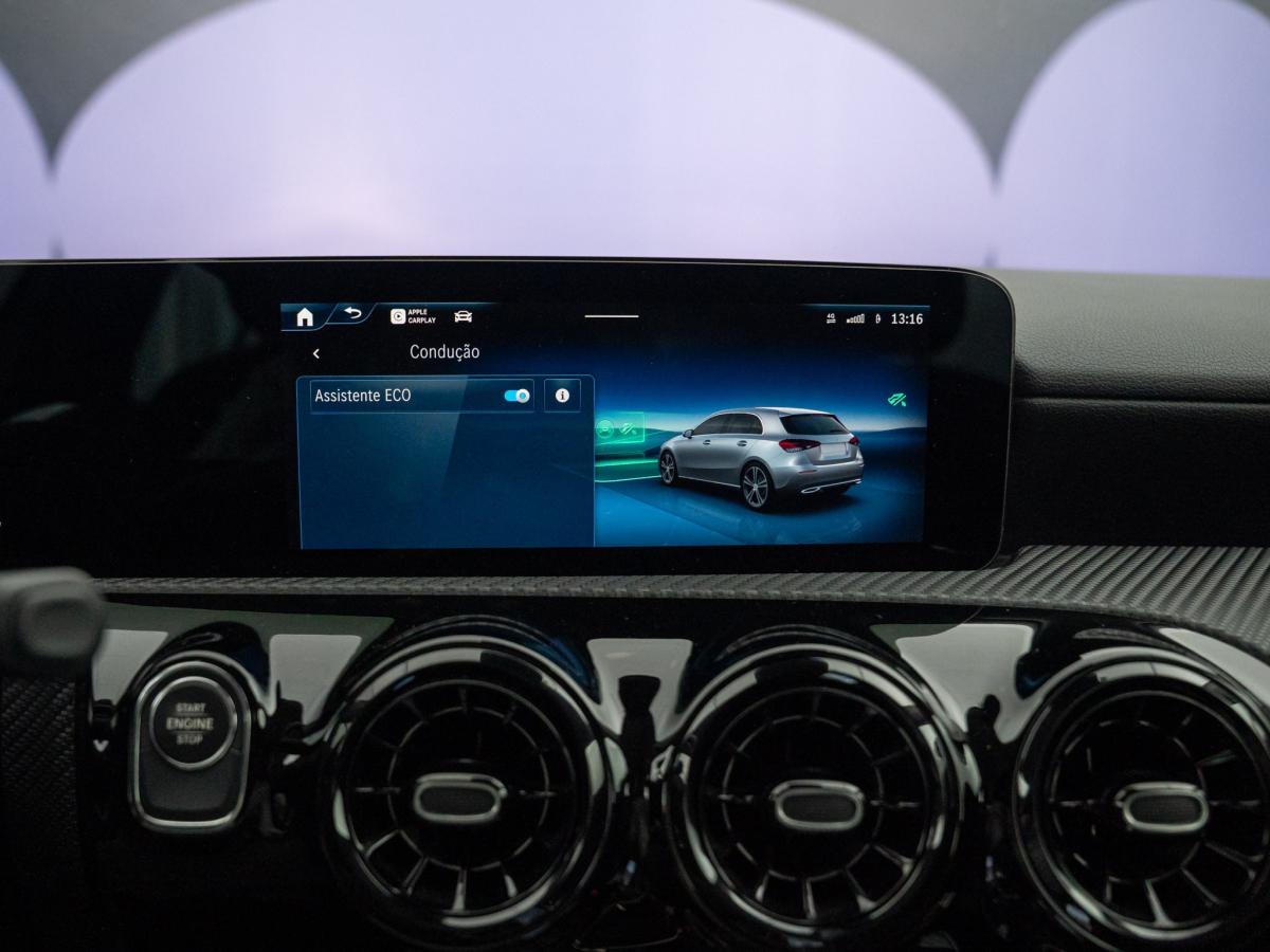 mercedes-benz-classe-a-2023-hibrido-a-gasolina-1332cc