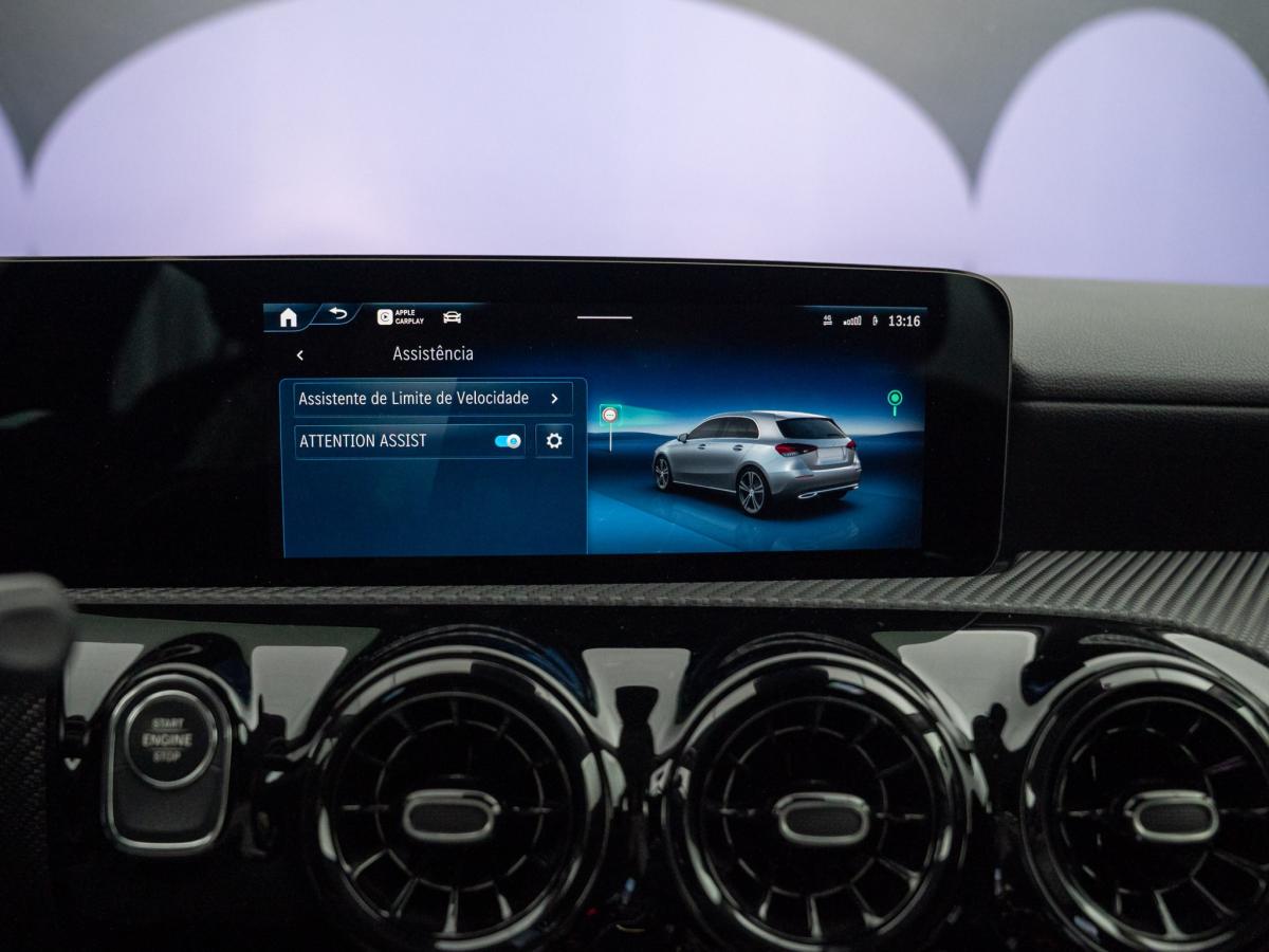 mercedes-benz-classe-a-2023-hibrido-a-gasolina-1332cc