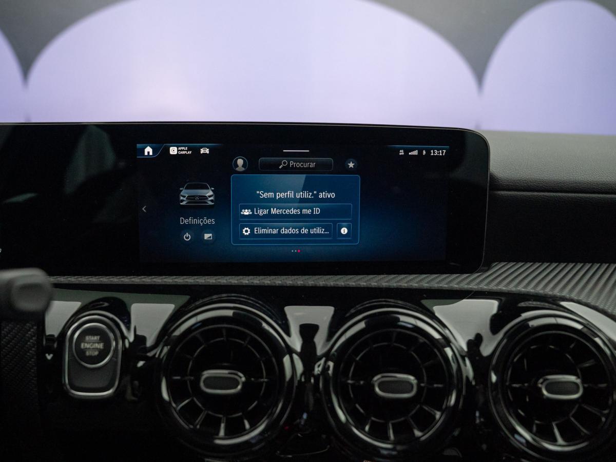 mercedes-benz-classe-a-2023-hibrido-a-gasolina-1332cc