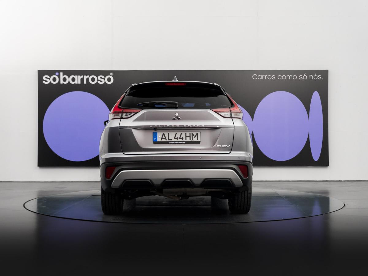 mitsubishi-eclipse-cross-2021-hibrido-a-gasolina-2360cc