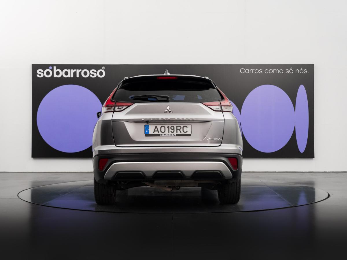 mitsubishi-eclipse-cross-2022-hibrido-a-gasolina-2360cc