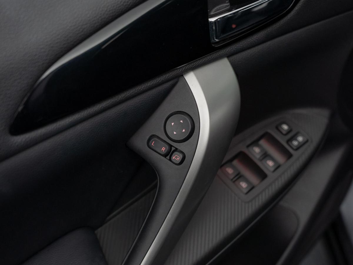 mitsubishi-eclipse-cross-2022-hibrido-a-gasolina-2360cc