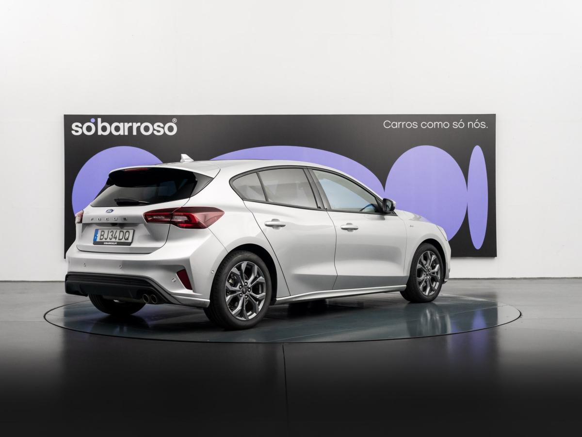 ford-focus-2024-hibrido-a-gasolina-998cc