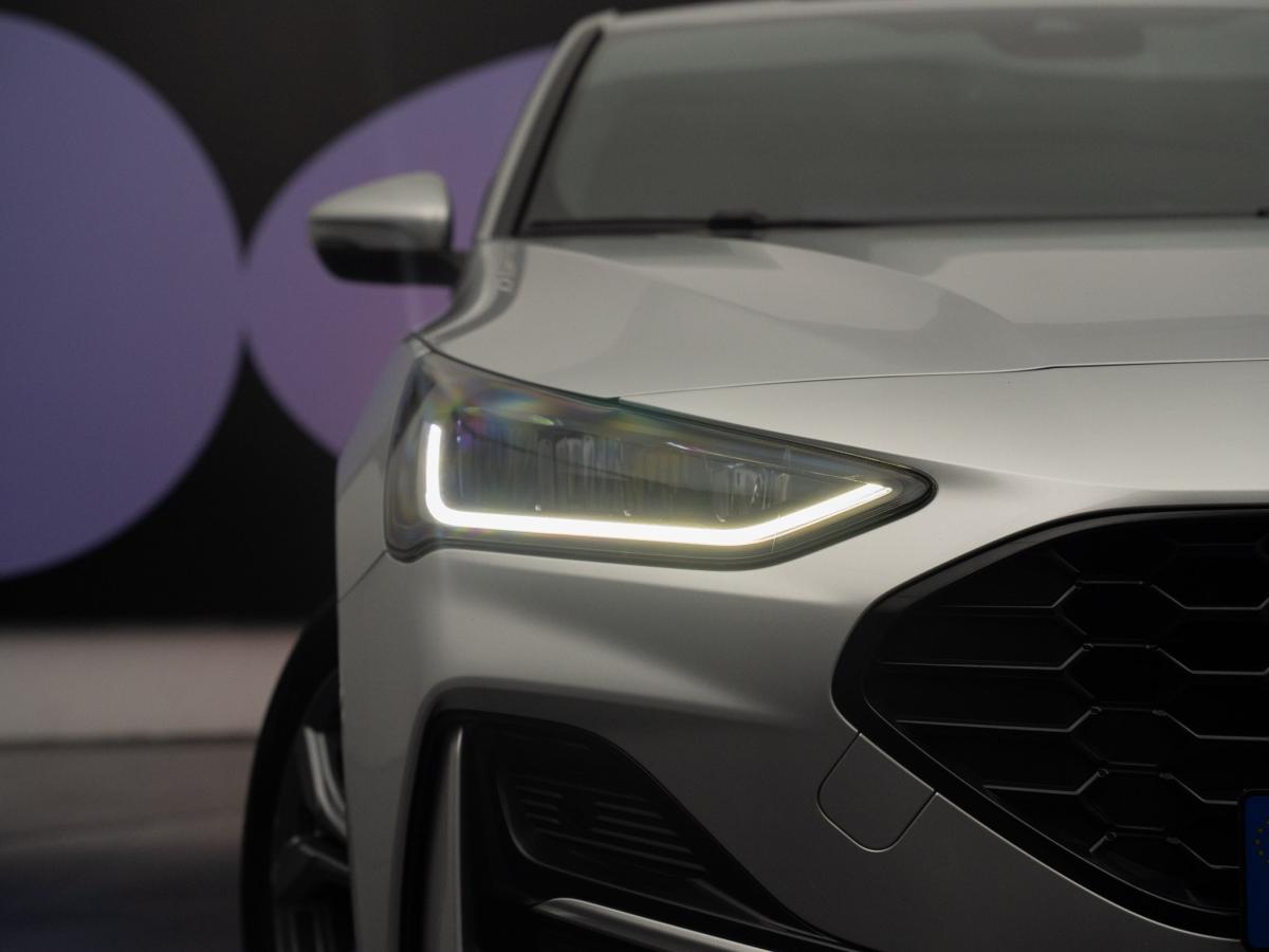 ford-focus-2024-hibrido-a-gasolina-998cc