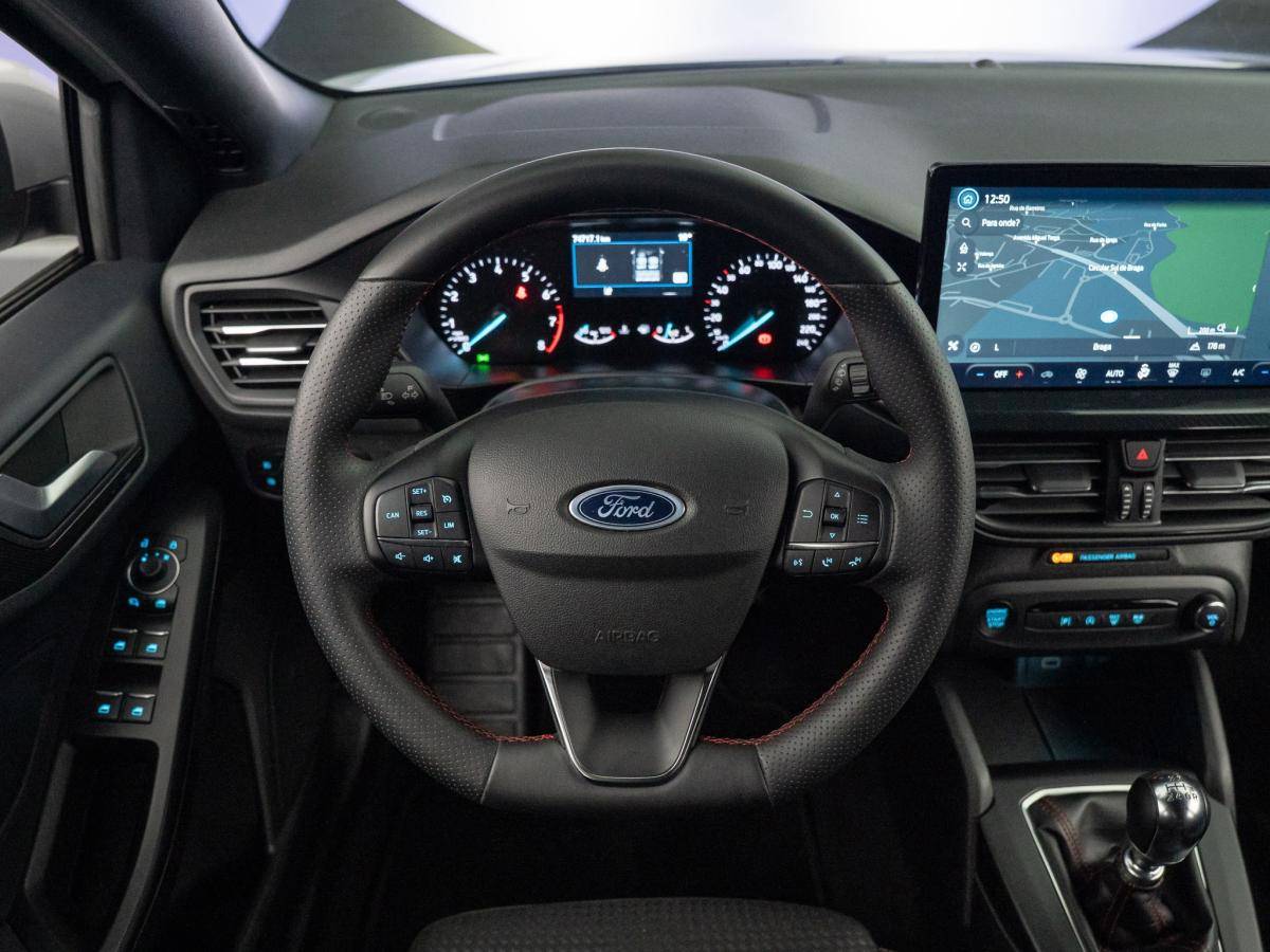ford-focus-2024-hibrido-a-gasolina-998cc
