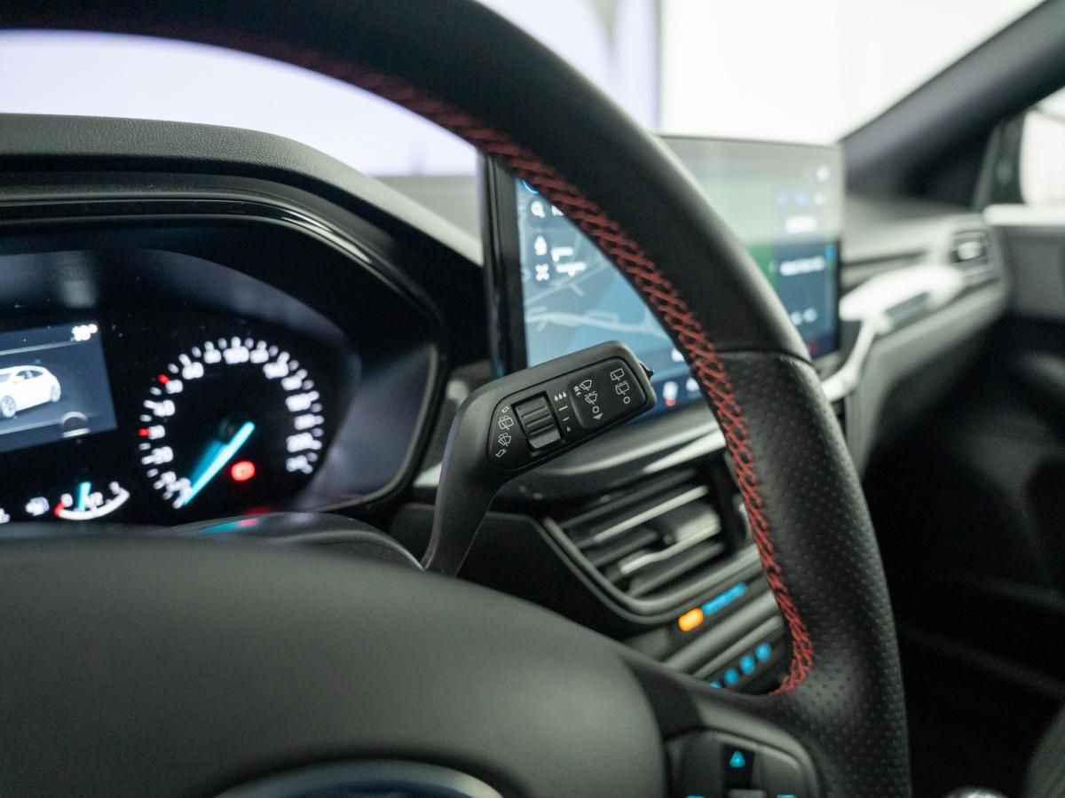 ford-focus-2024-hibrido-a-gasolina-998cc
