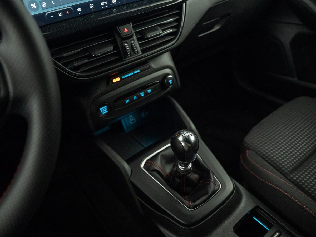 ford-focus-2024-hibrido-a-gasolina-998cc