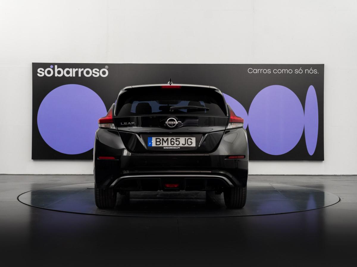nissan-leaf-2024-eletrico-500cc