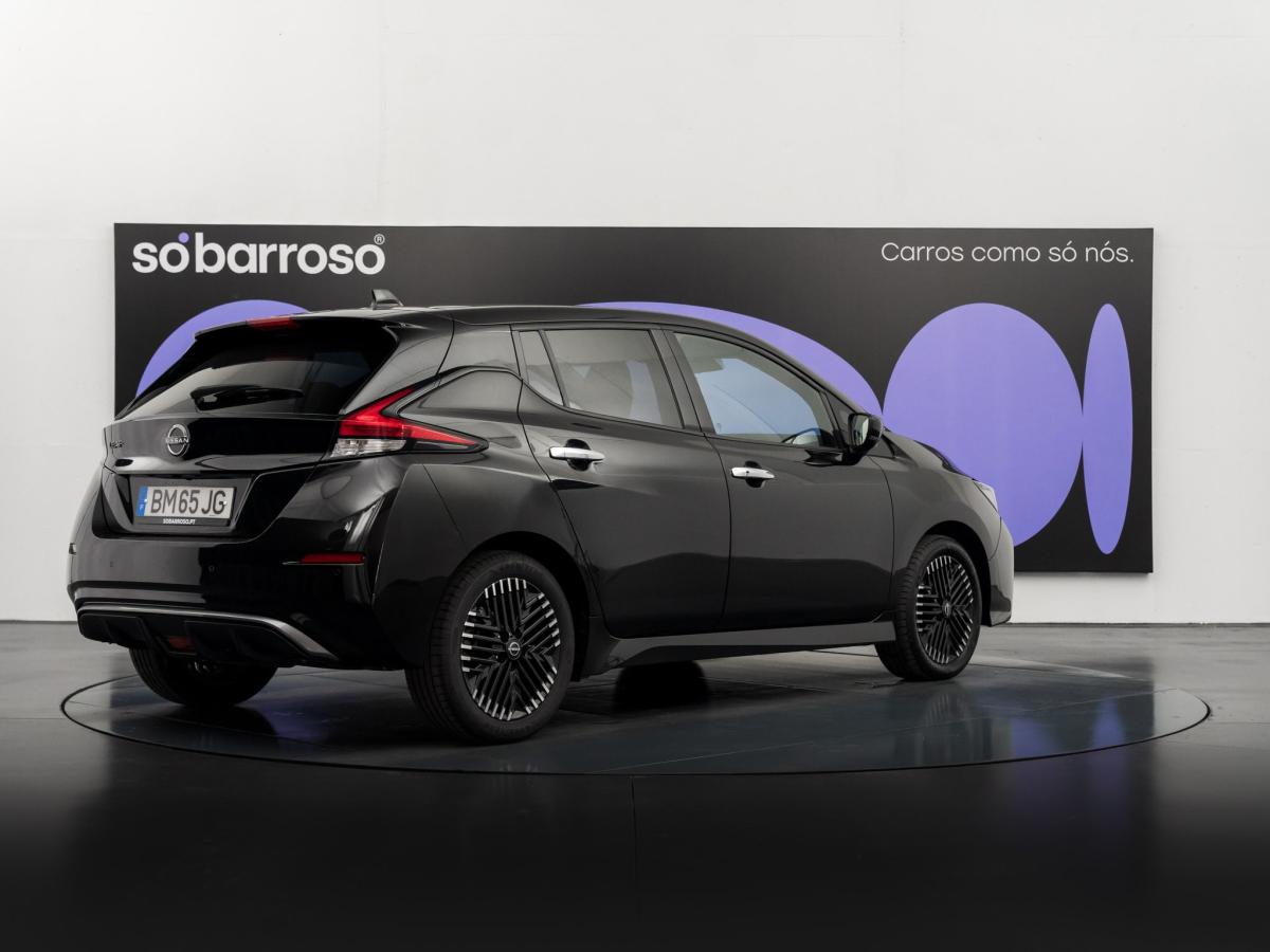 nissan-leaf-2024-eletrico-500cc