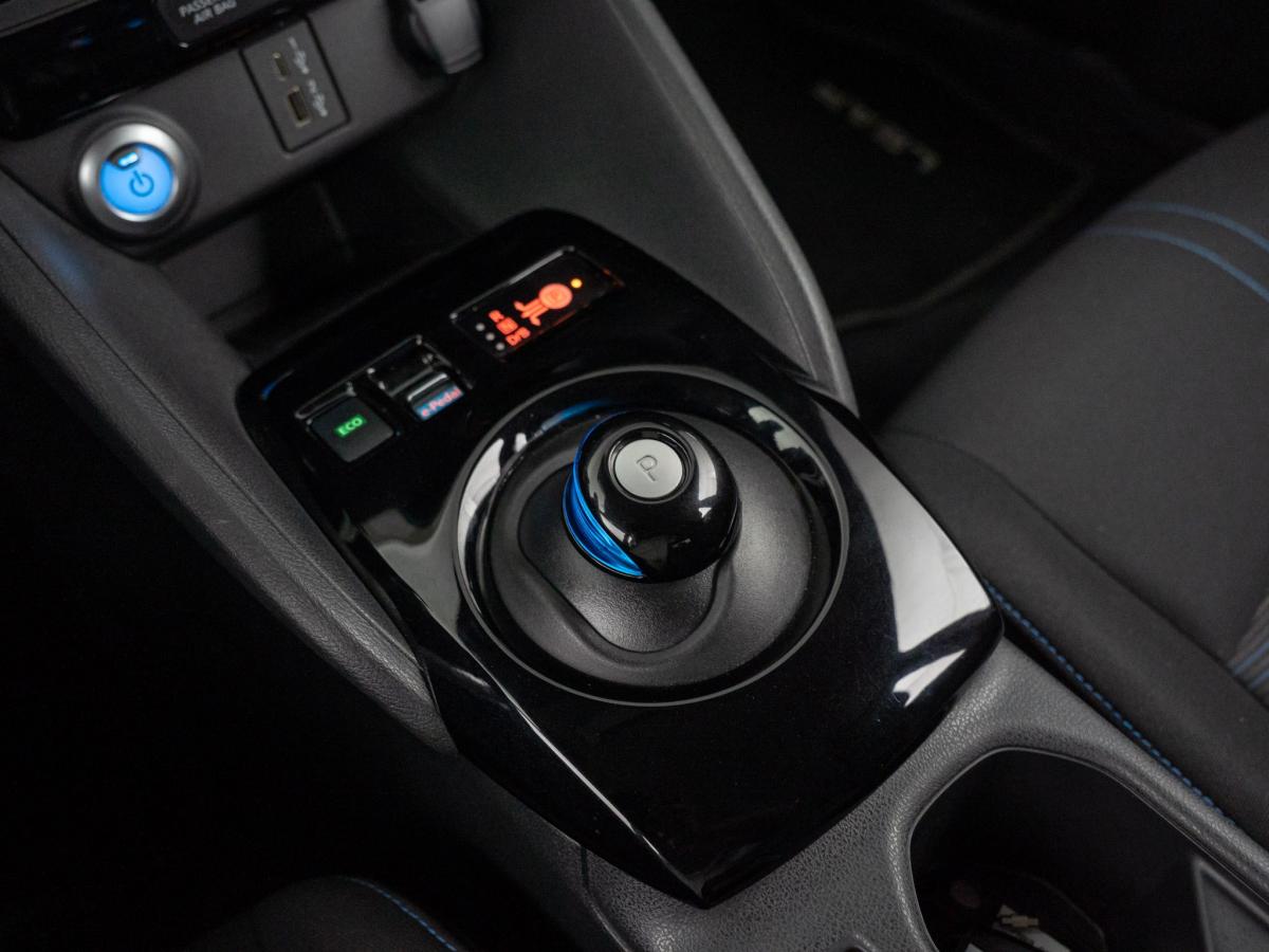 nissan-leaf-2024-eletrico-500cc