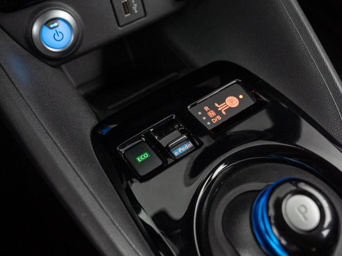 nissan-leaf-2024-eletrico-500cc