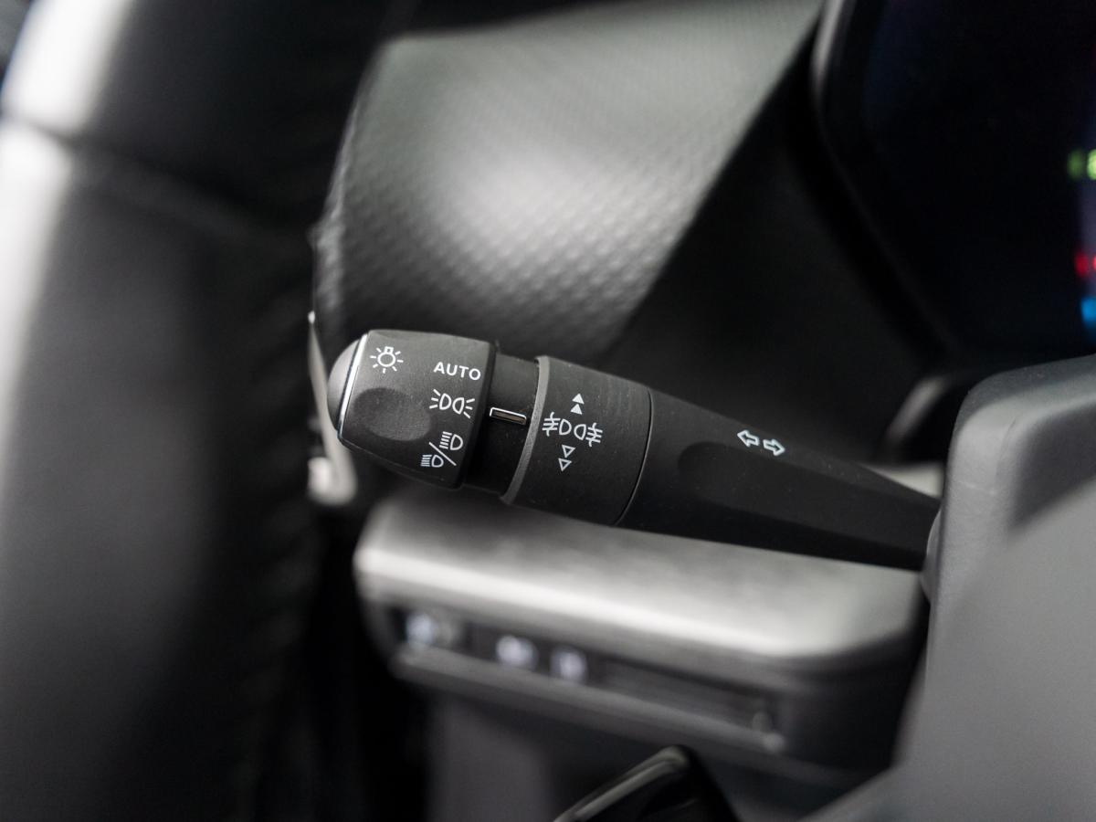 citroen-c5-x-2022-hibrido-a-gasolina-1598cc