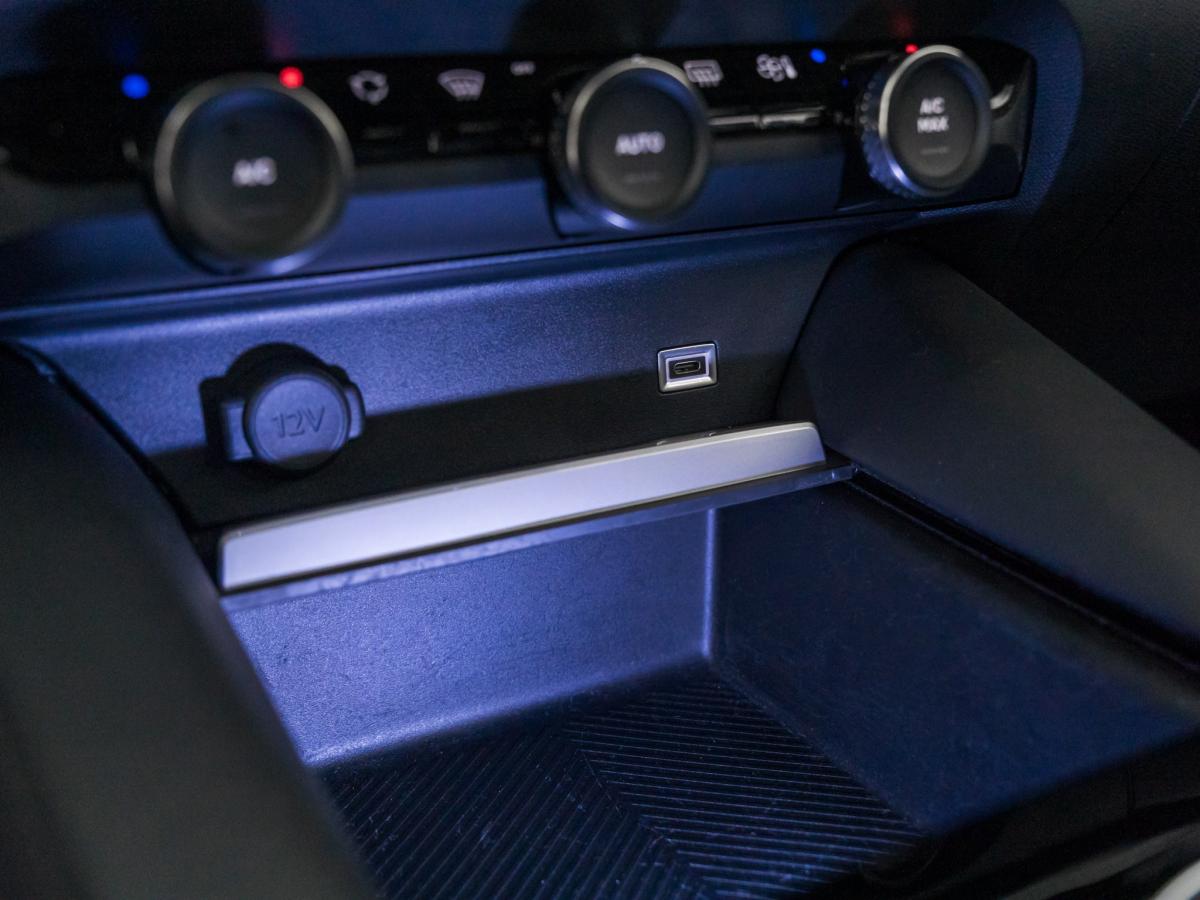 citroen-c5-x-2022-hibrido-a-gasolina-1598cc