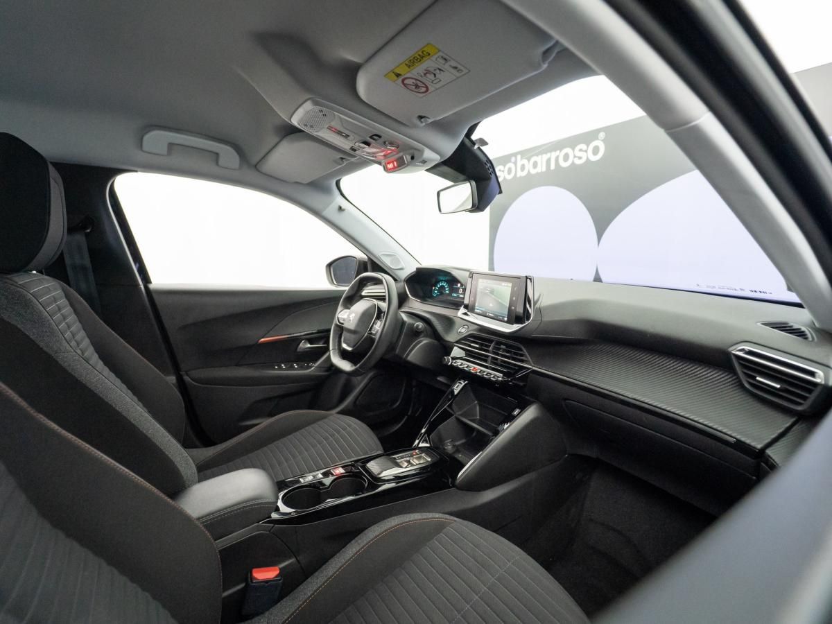 peugeot-2008-2022-eletrico-500cc