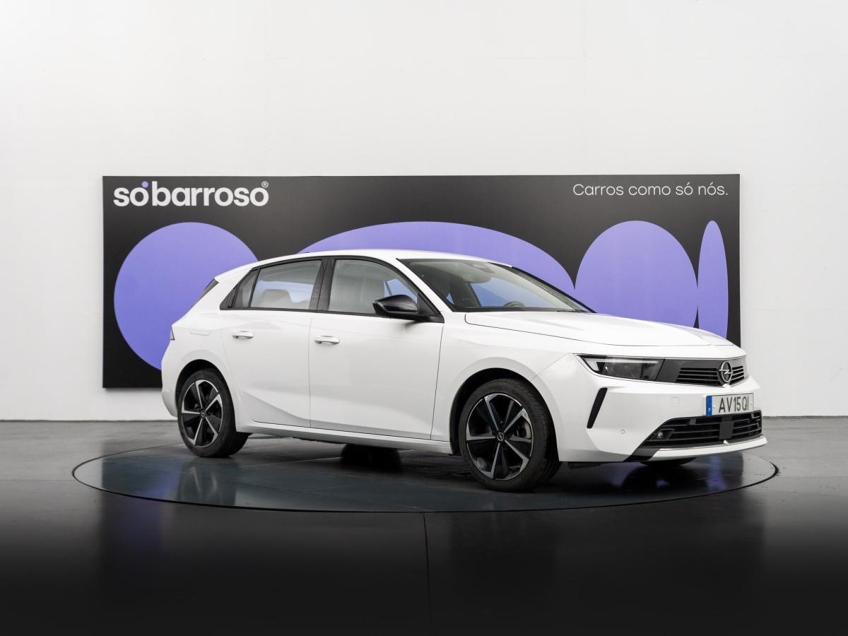 opel-astra-2022-hibrido-a-gasolina-1598cc