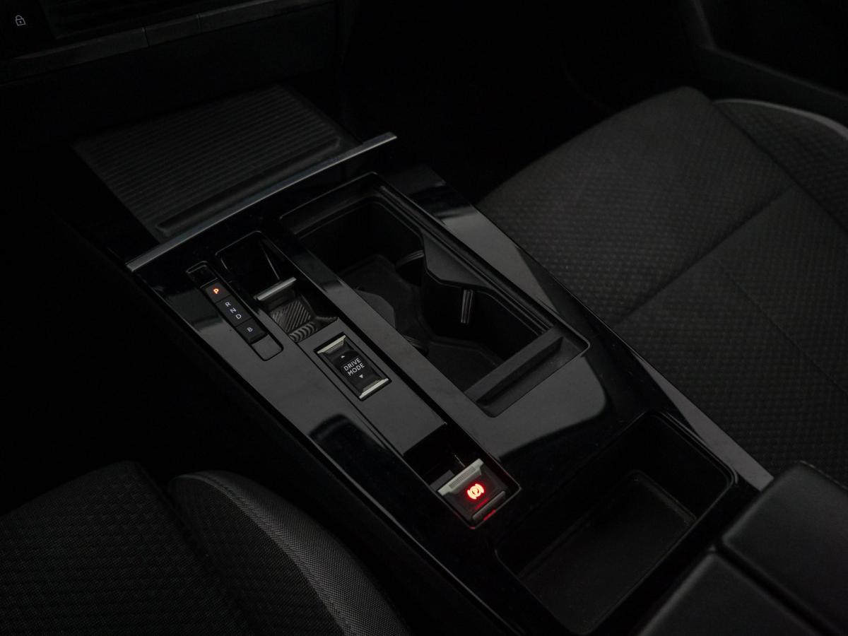 opel-astra-2022-hibrido-a-gasolina-1598cc