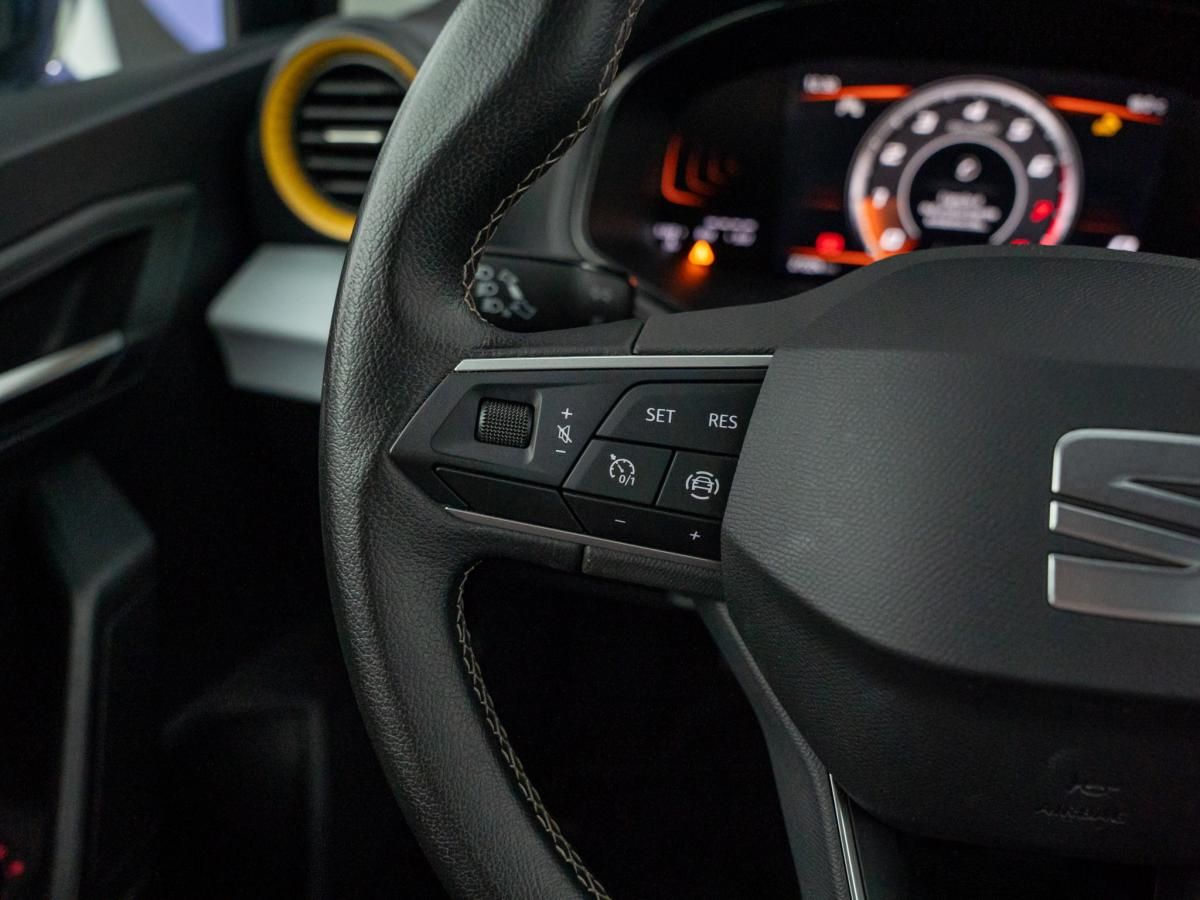 seat-ibiza-2023-gasolina-999cc