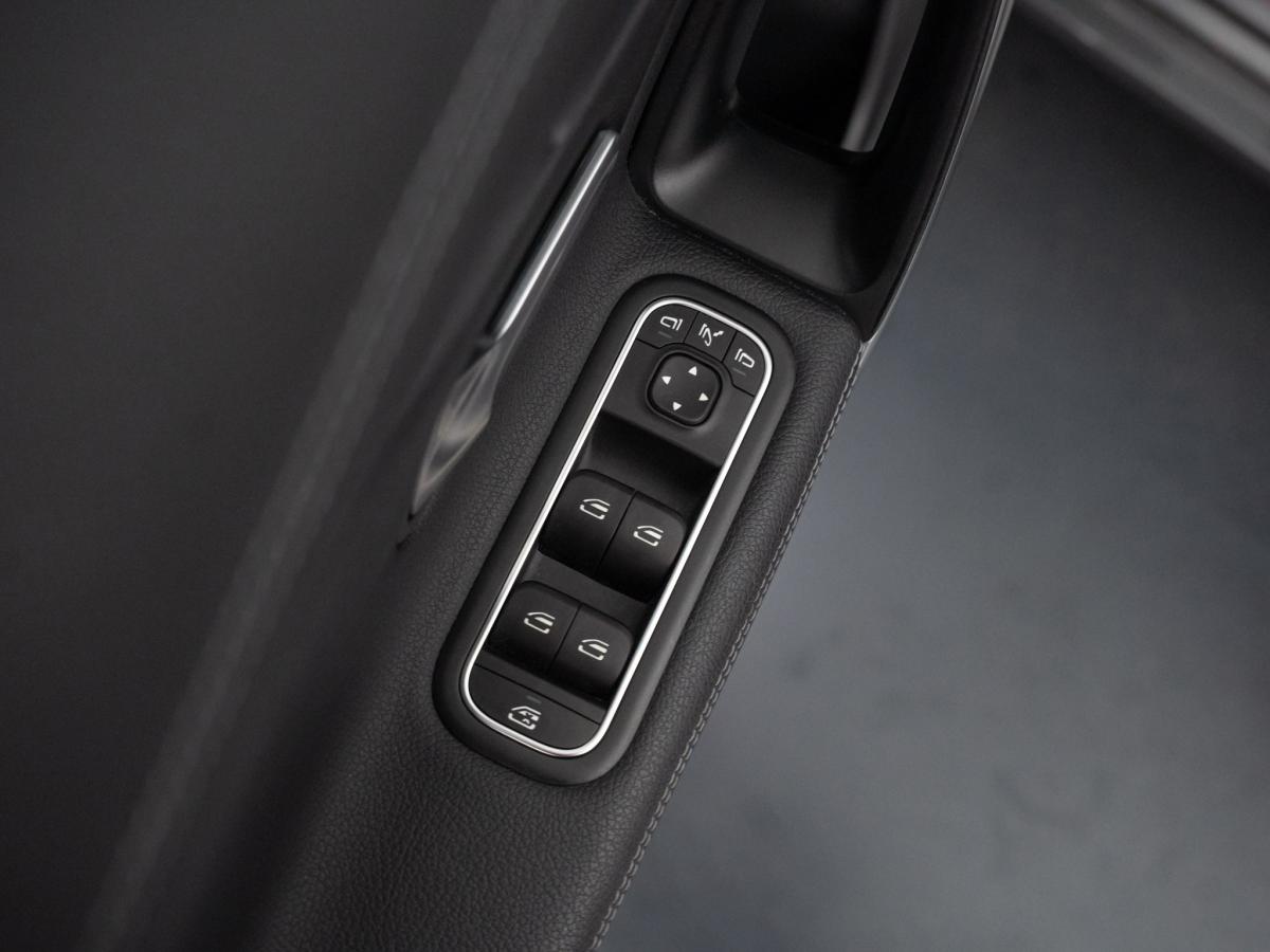 mercedes-benz-cla-2022-hibrido-a-gasolina-1332cc