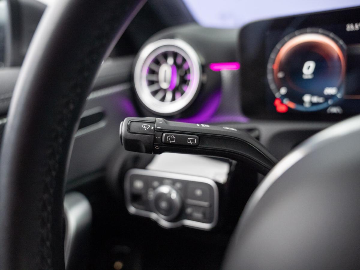 mercedes-benz-cla-2022-hibrido-a-gasolina-1332cc