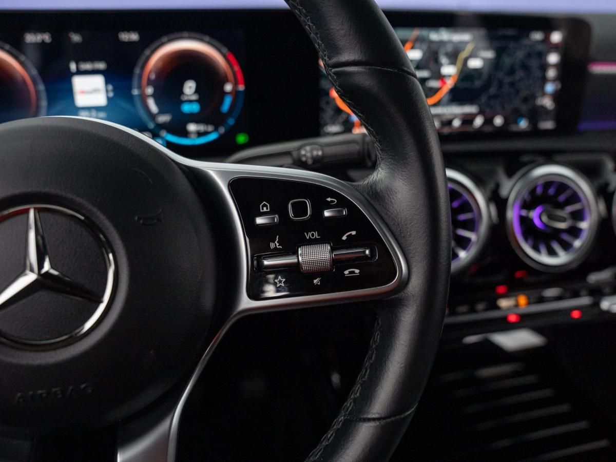 mercedes-benz-cla-2022-hibrido-a-gasolina-1332cc