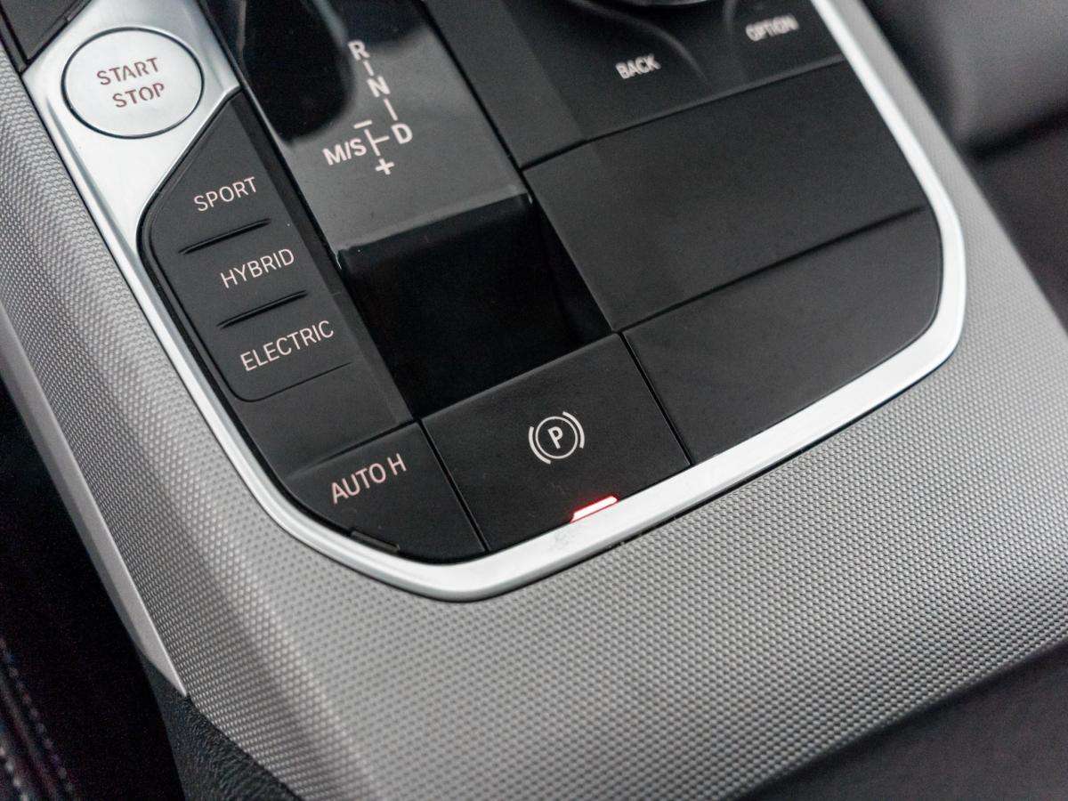 bmw-serie-3-2022-hibrido-a-gasolina-1998cc