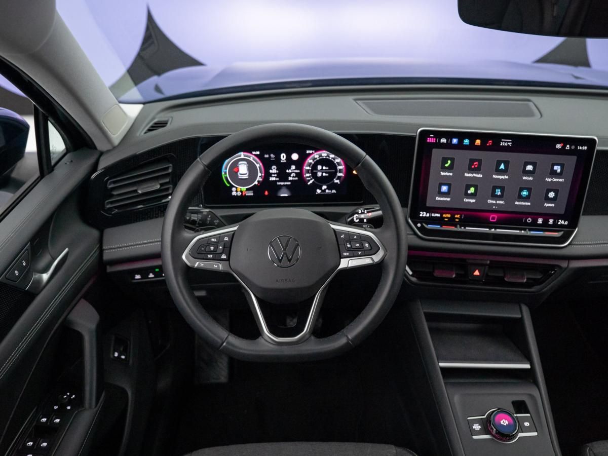 volkswagen-tiguan-2025-hibrido-a-gasolina-1498cc