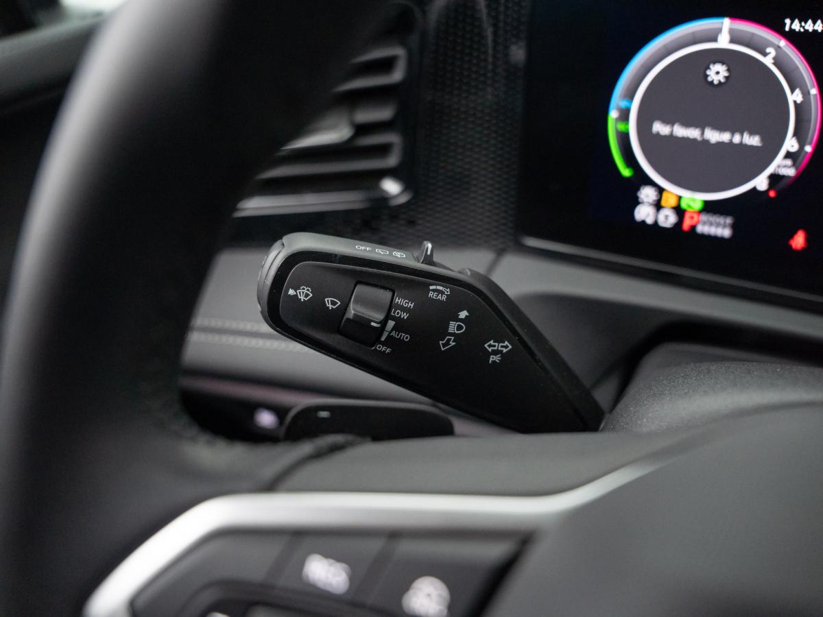 volkswagen-tiguan-2025-hibrido-a-gasolina-1498cc