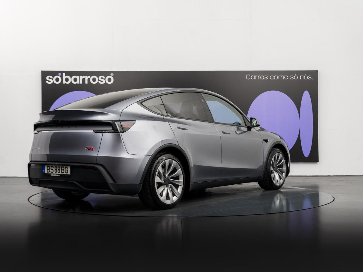 tesla-model-y-2025-eletrico-500cc