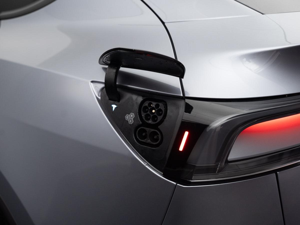tesla-model-y-2025-eletrico-500cc
