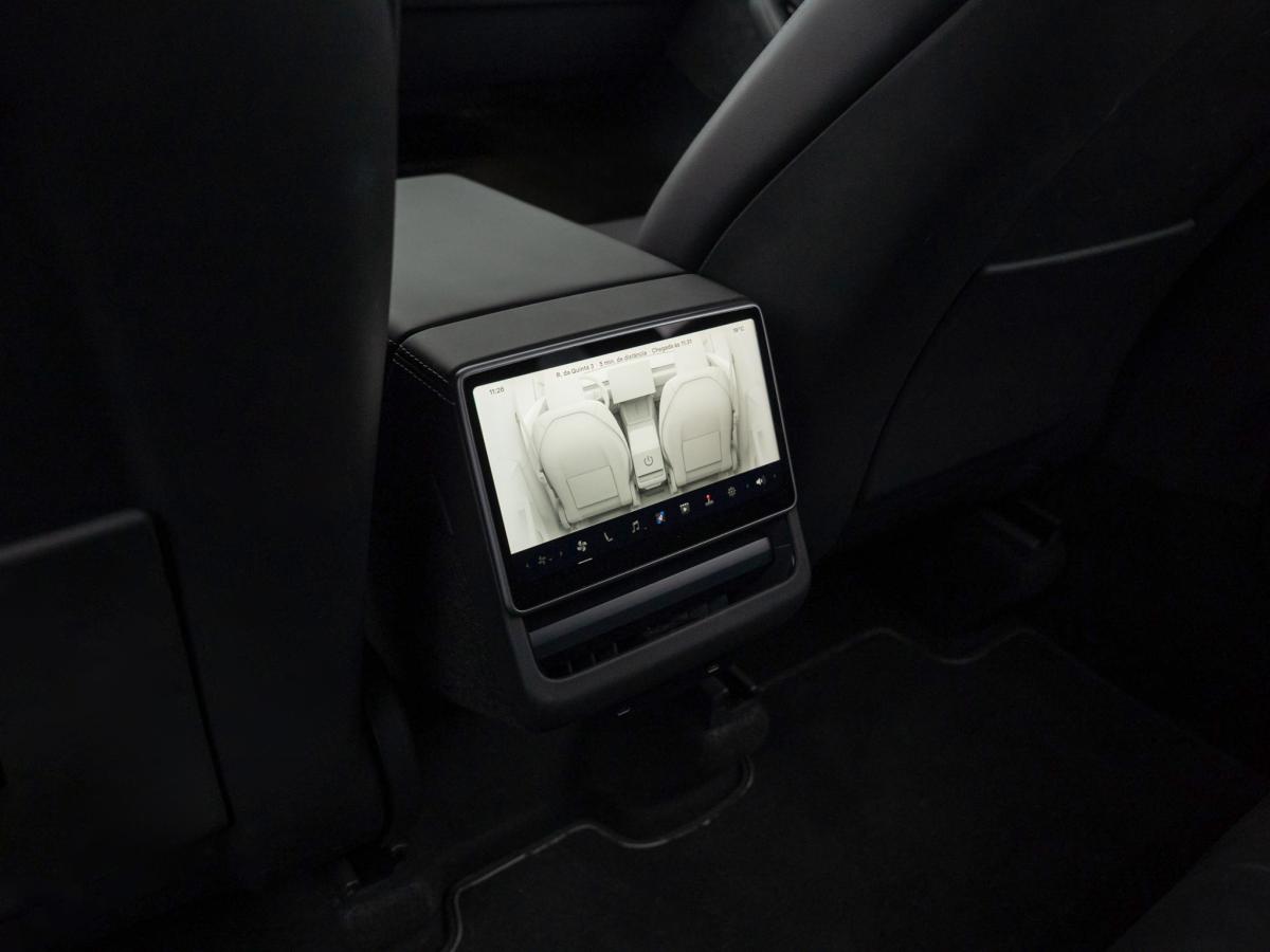 tesla-model-y-2025-eletrico-500cc
