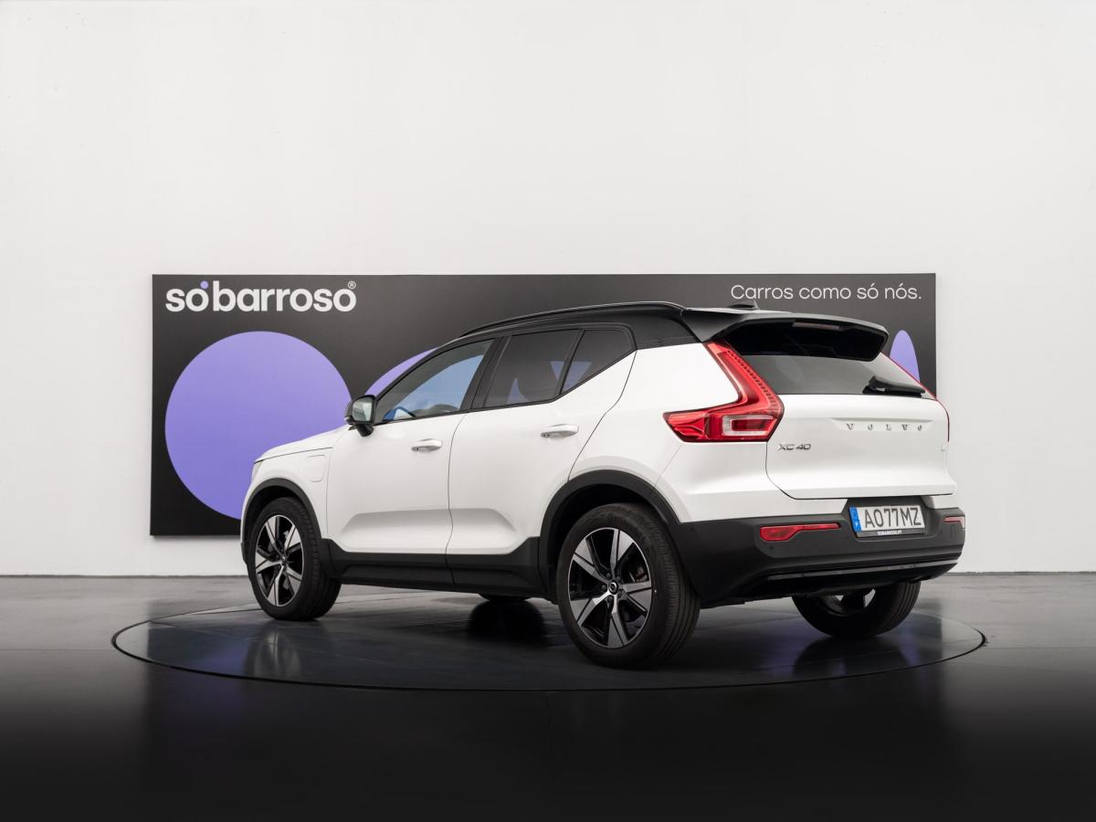 volvo-xc40-2022-hibrido-a-gasolina-1477cc