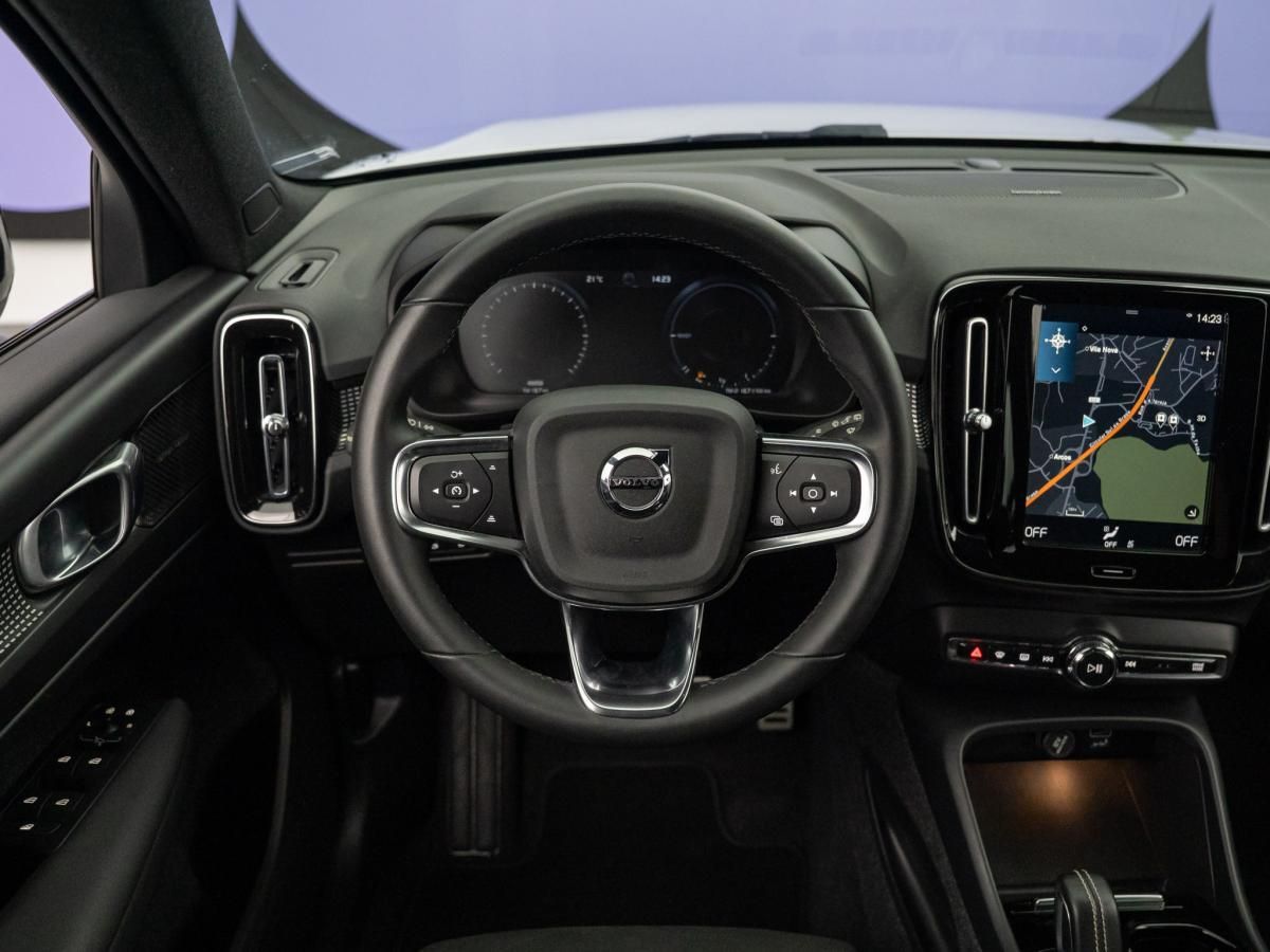 volvo-xc40-2022-hibrido-a-gasolina-1477cc