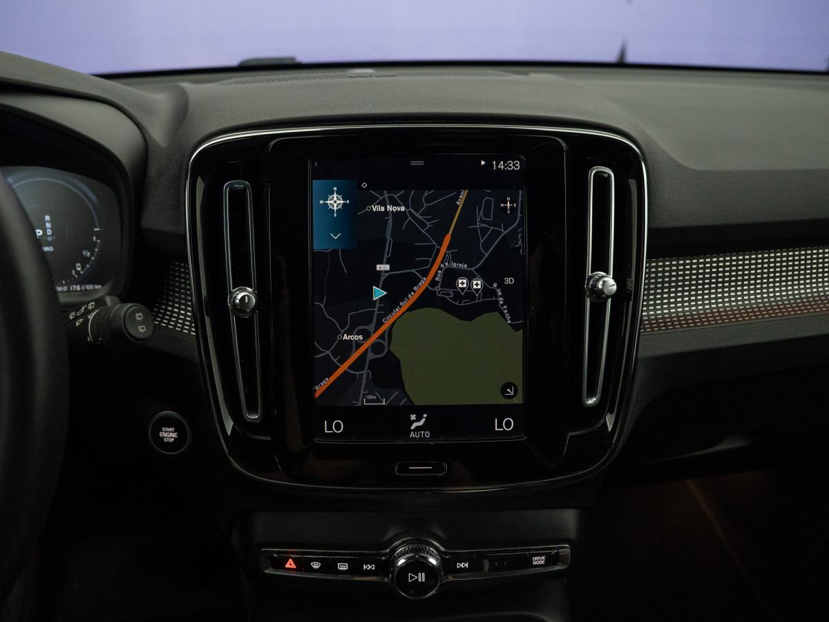 volvo-xc40-2022-hibrido-a-gasolina-1477cc